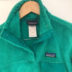 Patagonia green pullover fleece